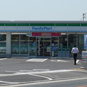 ファミリーマート松原インター前店