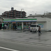 ファミリーマートＪＲ明石土山北店